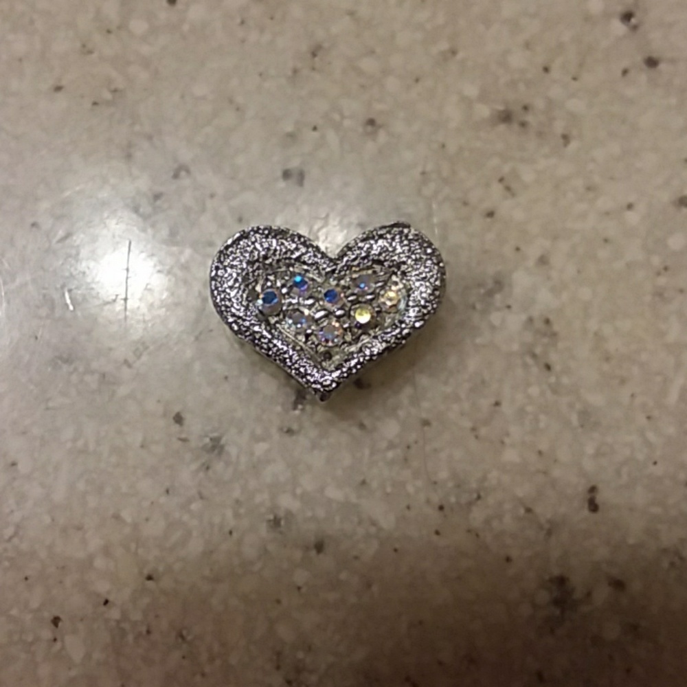 Pretty little heart charm